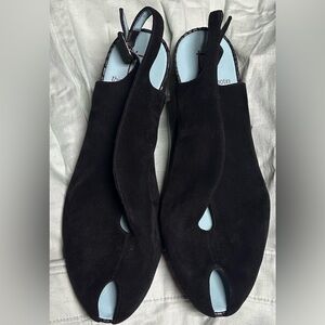 Thierry Rabotin Black Suede Peep Toe Wedge Slingback Sandals Shoes Women’s Sz 39